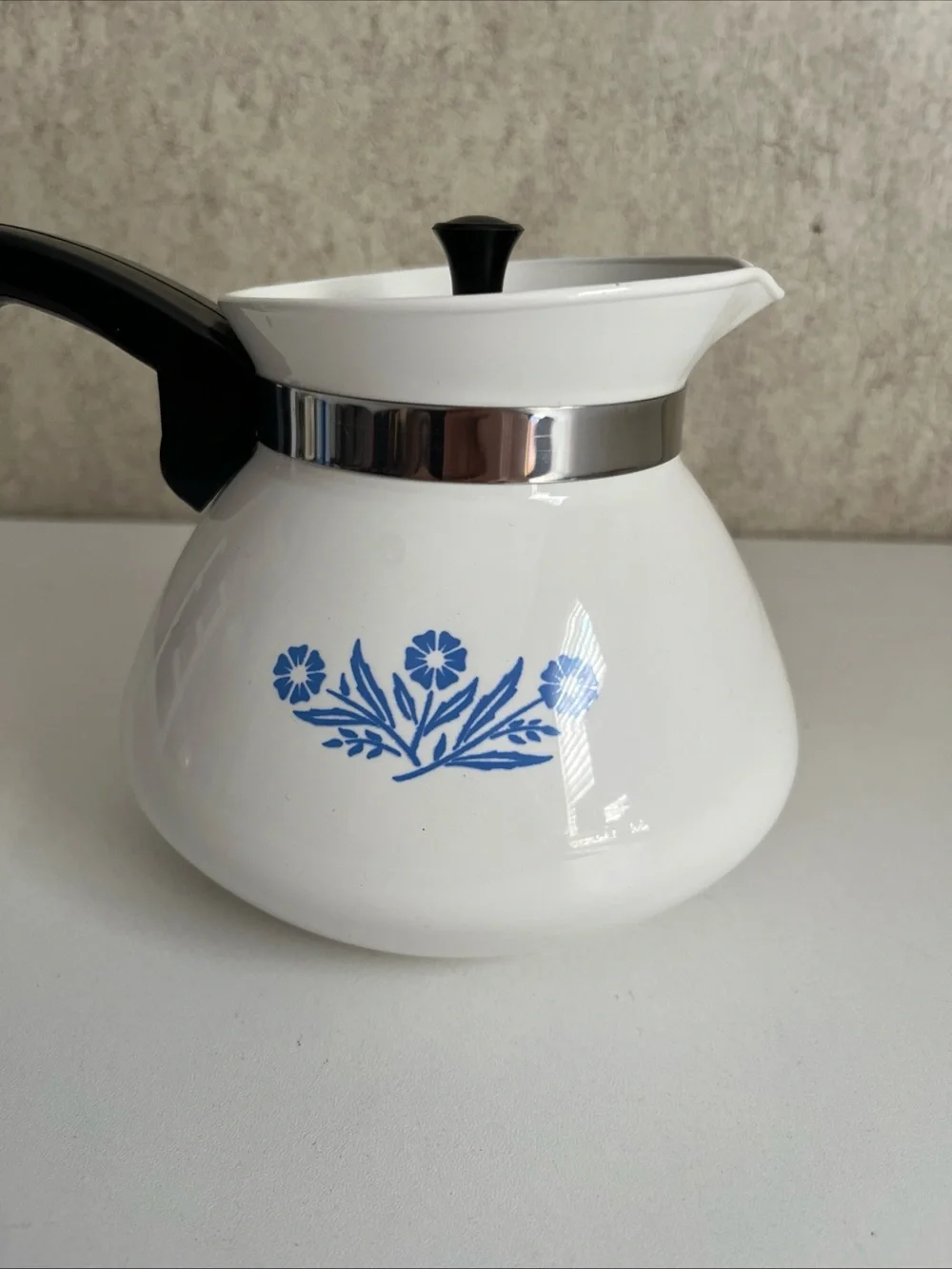 RARE Backstamp 1958 Vintage Corning Ware Blue Cornflower 6 Cup Teapot with lid